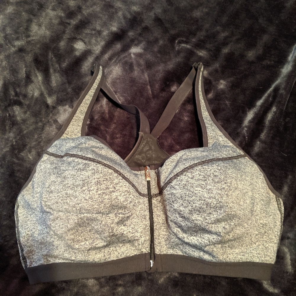 VictoriaSecret Sports Bra 38D